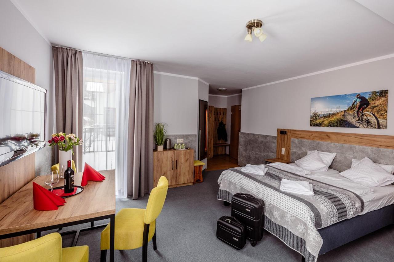 Kosowka Czarna Gora Bed & Breakfast Stronie Slaskie Exterior photo